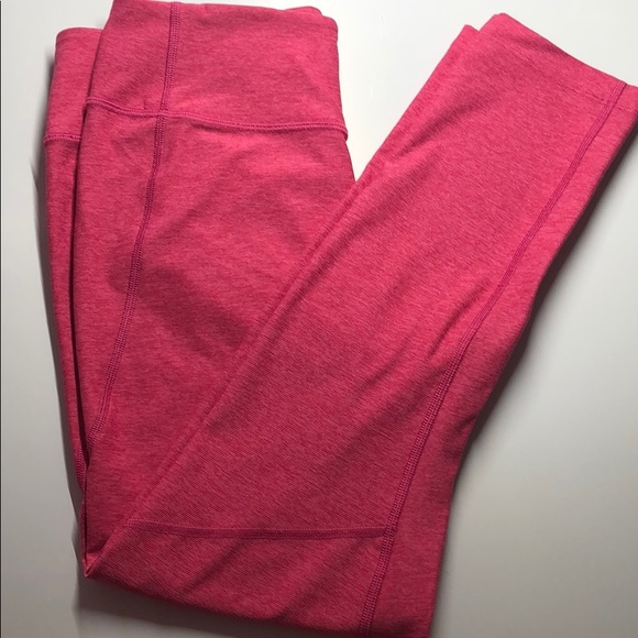 Outdoor Voices Pants - Outdoor Voices Pink Cropped legging NEW
